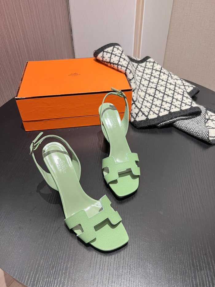 Encens Sandals (Female)36-41=