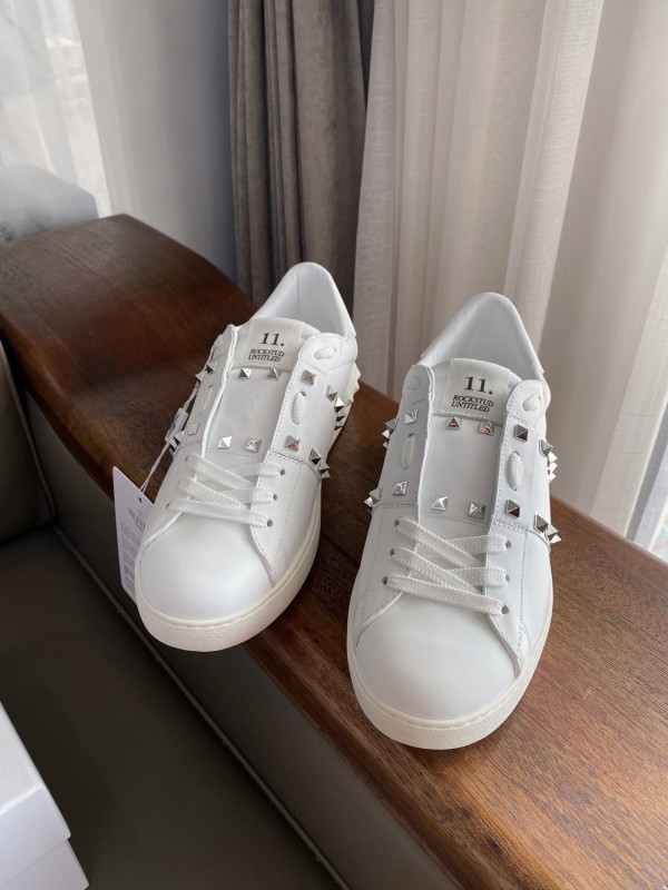 Rockstud Untitled Sneaker(Unisex)36-45=