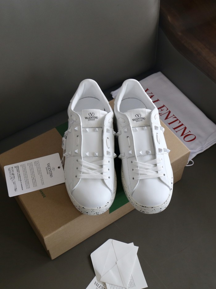 Rockstud Untitled Sneaker(Unisex)36-45=