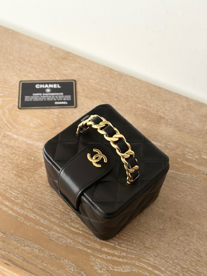 Vintage Mini Vanity Case Grained Calfskin “11x9.5x8.5cm” -036 =2227