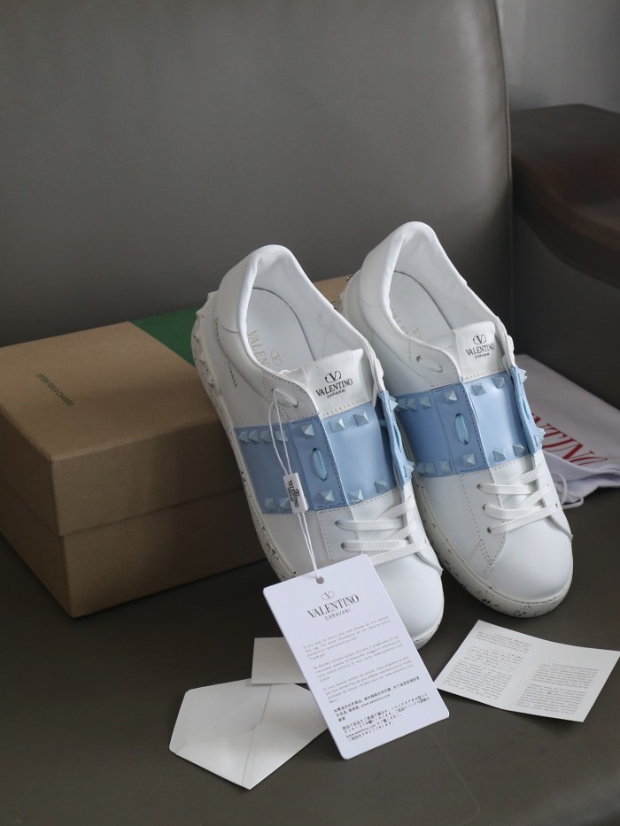 Rockstud Untitled Sneaker(Unisex)36-45=
