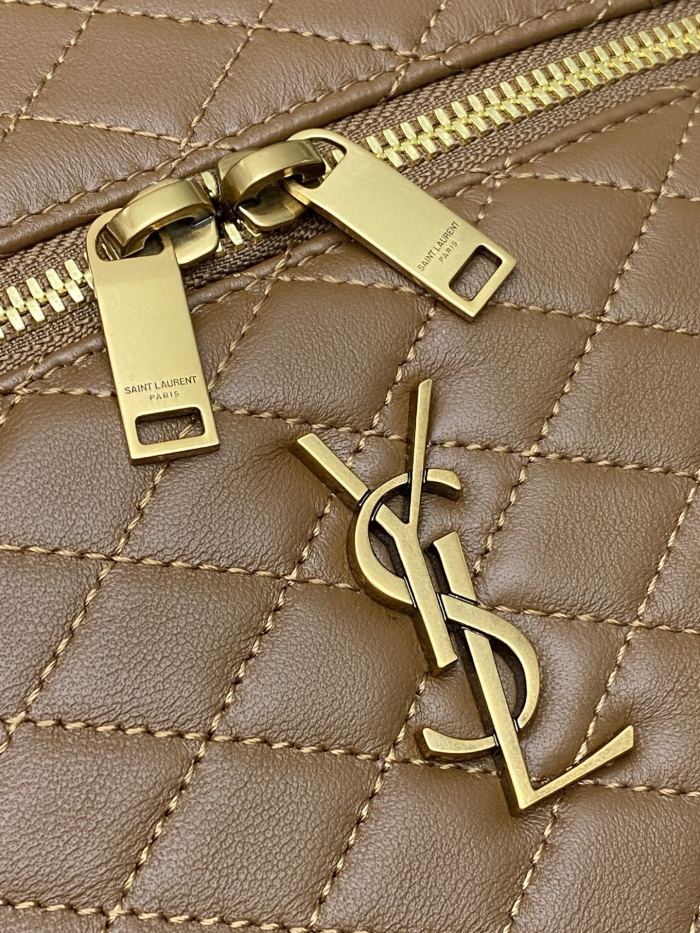 GABY large vanity bag in lambskin  22.5*15*8CM  -006=