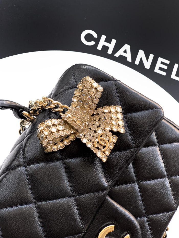 25K Classic Flap Handbag “20x13x9cm” -007 =AS5204
