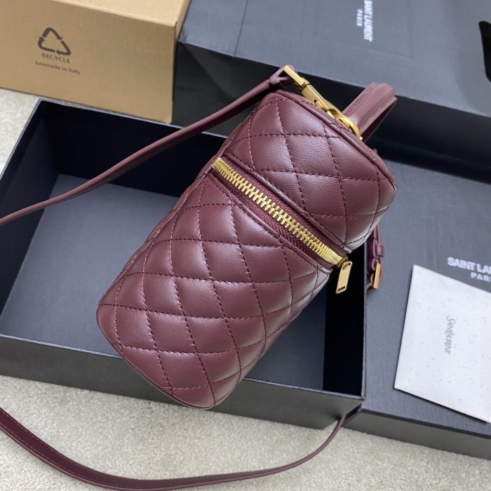 GABY large vanity bag in lambskin  22.5*15*8CM  -006=