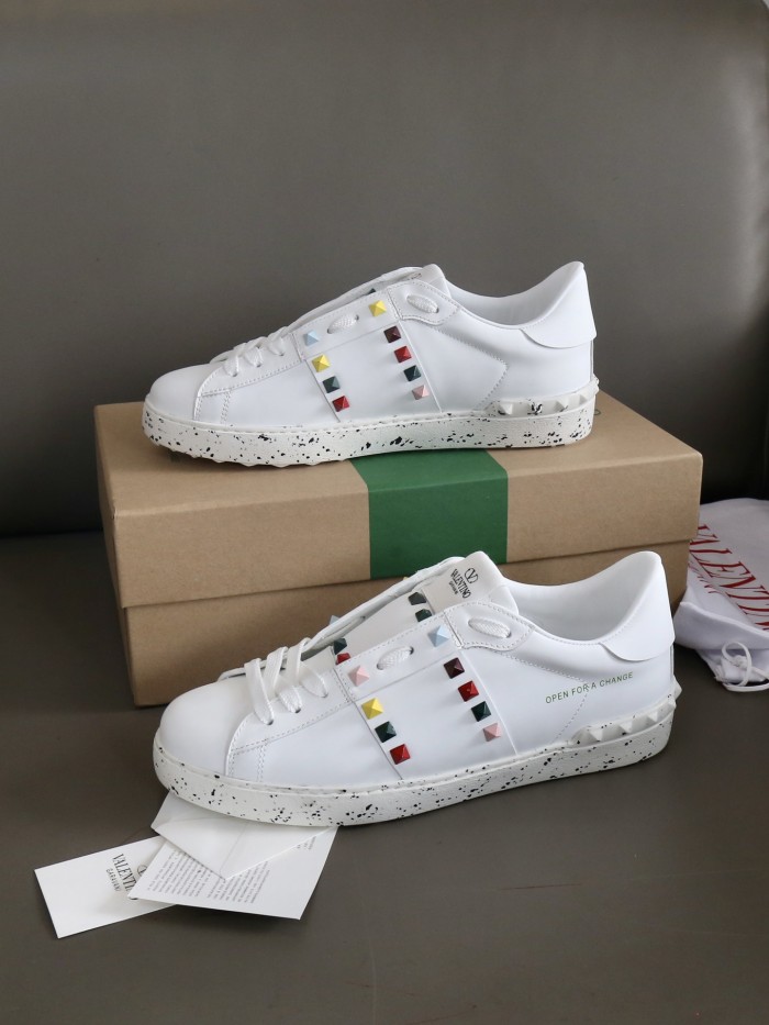 Rockstud Untitled Sneaker(Unisex)36-45=