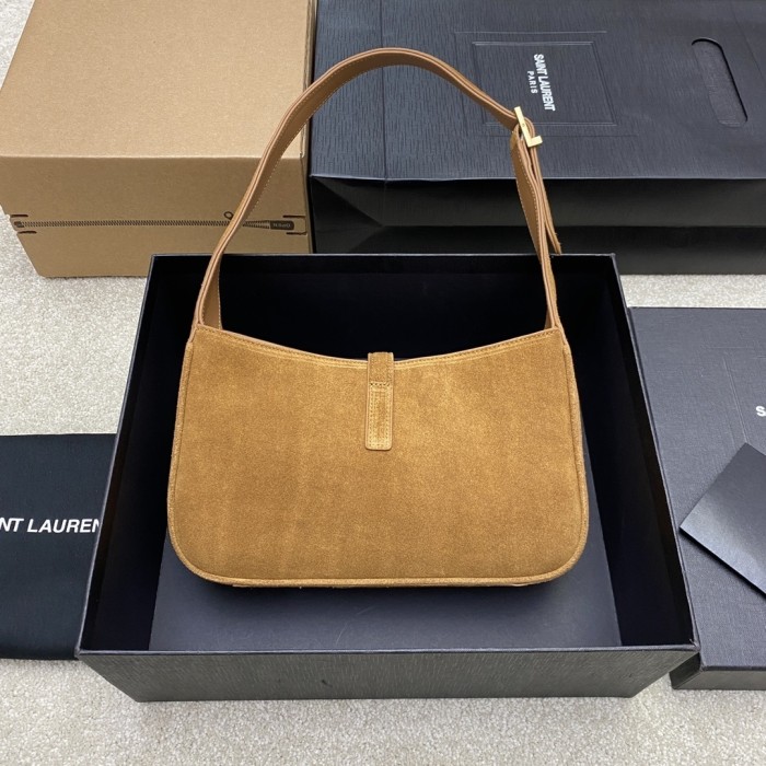LE 5A7  24.5*16*6CM  -055=
