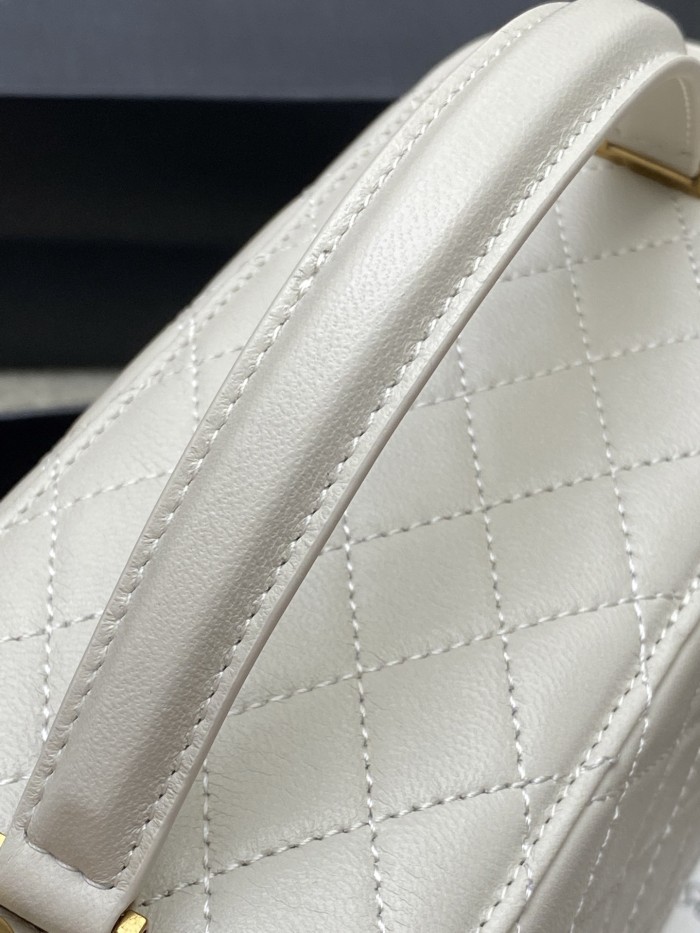 GABY large vanity bag in lambskin  22.5*15*8CM  -006=