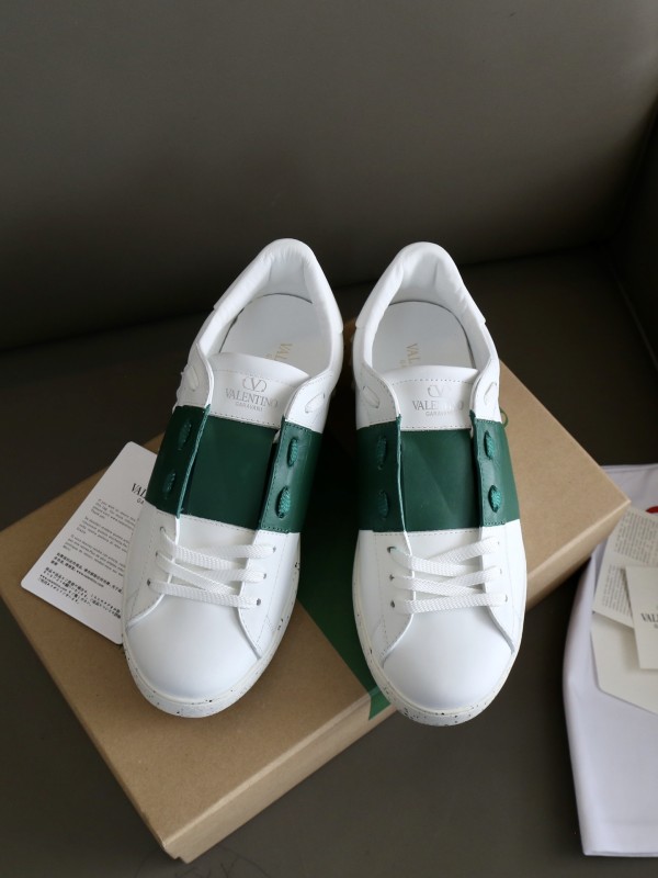 Rockstud Untitled Sneaker(Unisex)36-45=