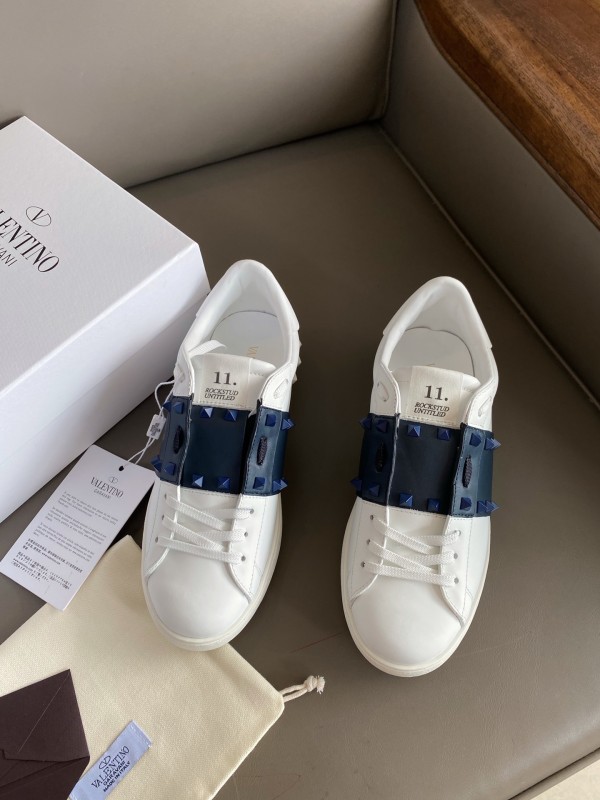 Rockstud Untitled Sneaker(Unisex)36-45=