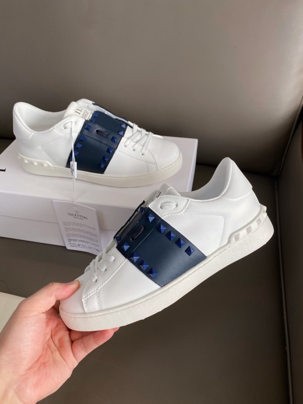 Rockstud Untitled Sneaker(Unisex)36-45=