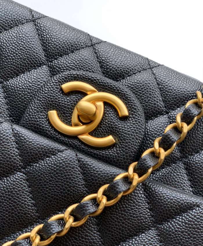 Classic Flap Handbag “22.5x13.5x6cm” -037 =AS5202