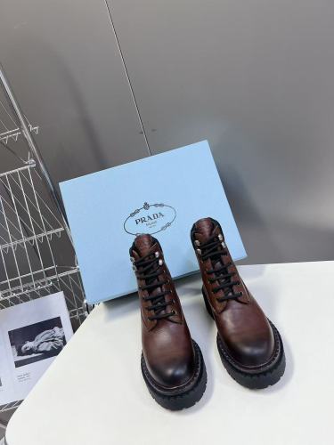 Boots (Female) 35-40=