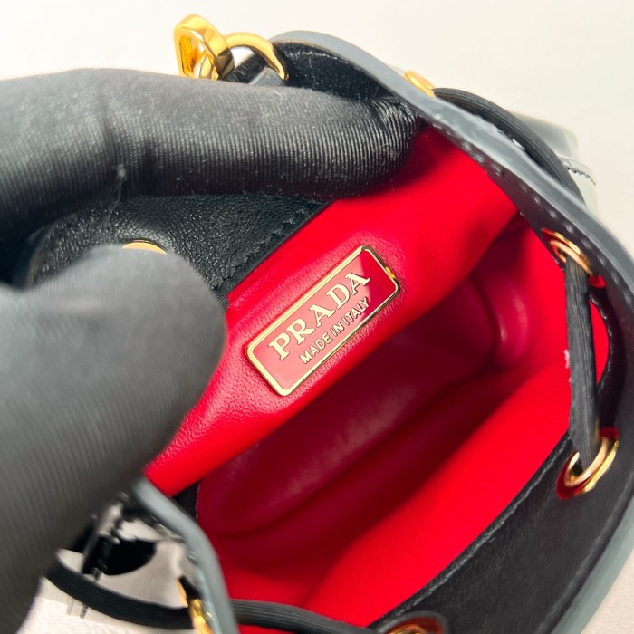 Patent Leather Mini-Pouch“9.5*9*6CM”-086=