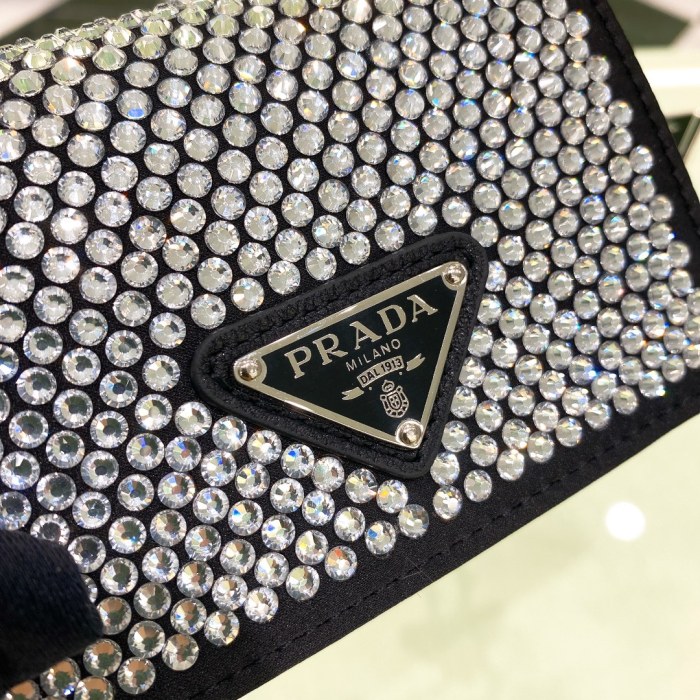 Crystal Card Holder With Adjustable Chain“11.5*8CM”-005=