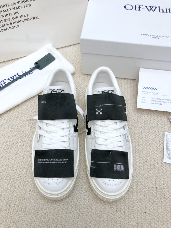 LOW 3.0 OFF COURT SNEAKER（Unisex) 35-45-003=