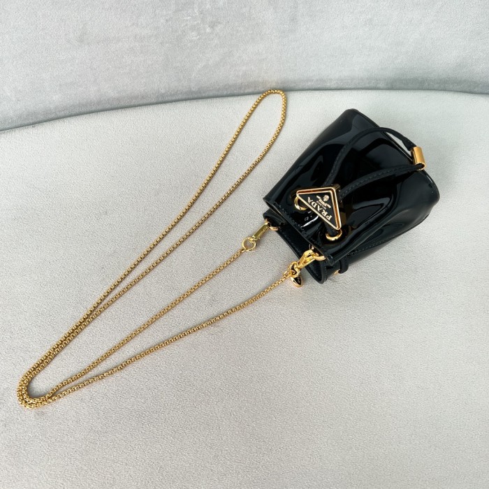 Patent Leather Mini-Pouch“9.5*9*6CM”-086=