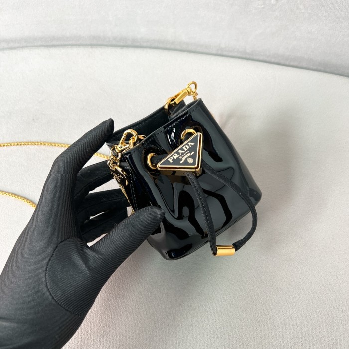 Patent Leather Mini-Pouch“9.5*9*6CM”-086=