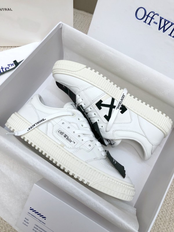 LOW 3.0 OFF COURT SNEAKER（Unisex) 35-45-003=