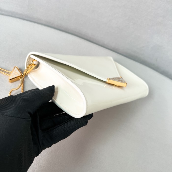 Patent Leather Mini-Bag“20*11.5CM”-088=