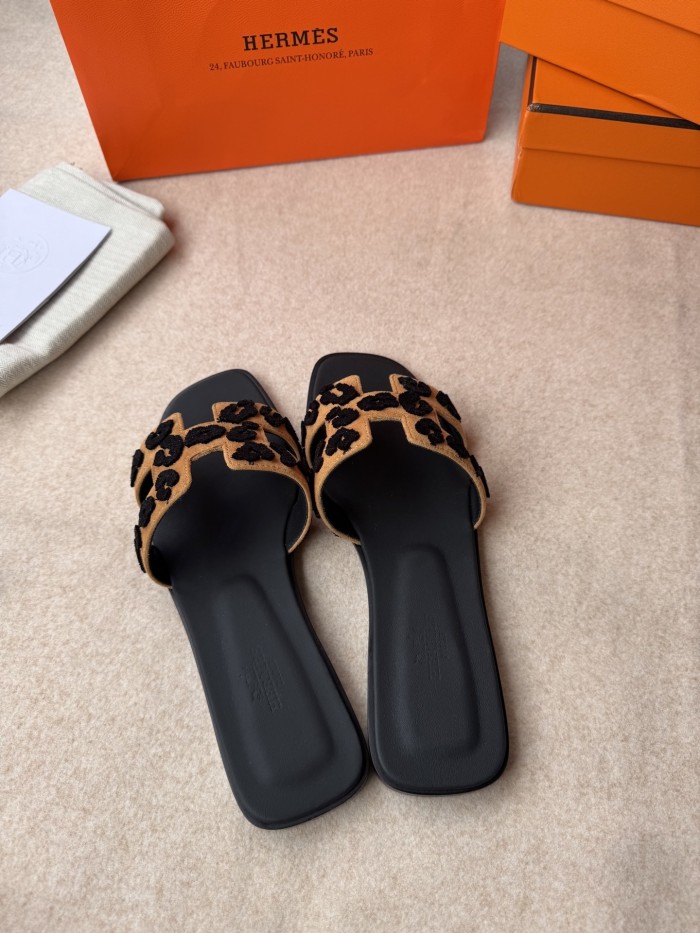 Oran Slides(Female)36-41=