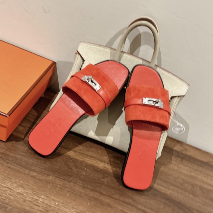 Gigi Slides(Female)36-41=
