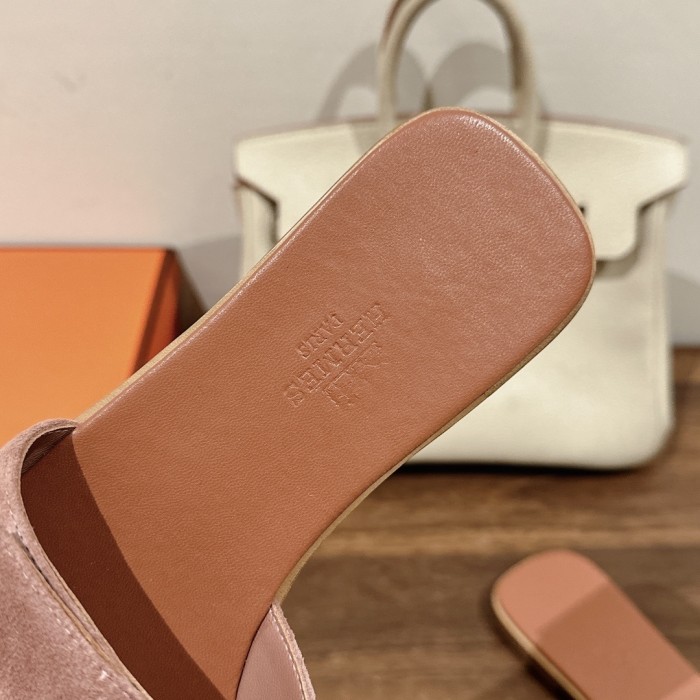 Gigi Slides(Female)36-41=
