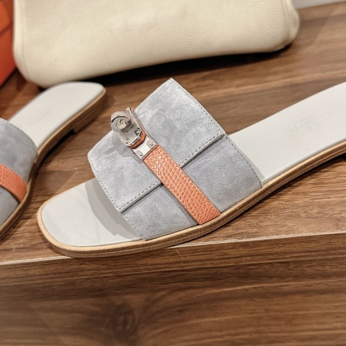Gigi Slides(Female)36-41=