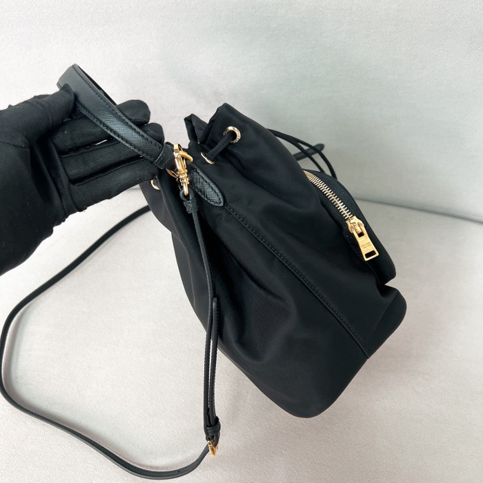Duet Re-Nylon Bucket Bag“23*18*12CM”-086=