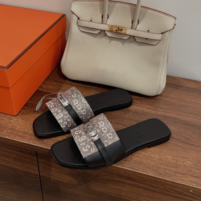 Gigi Slides(Female)36-41=