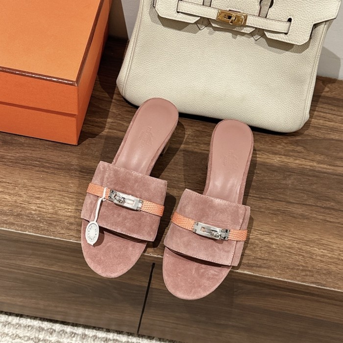 Gigi Slides(Female)36-41=
