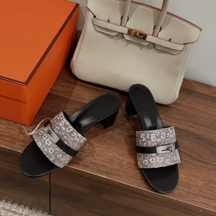 Gigi Slides(Female)36-41=