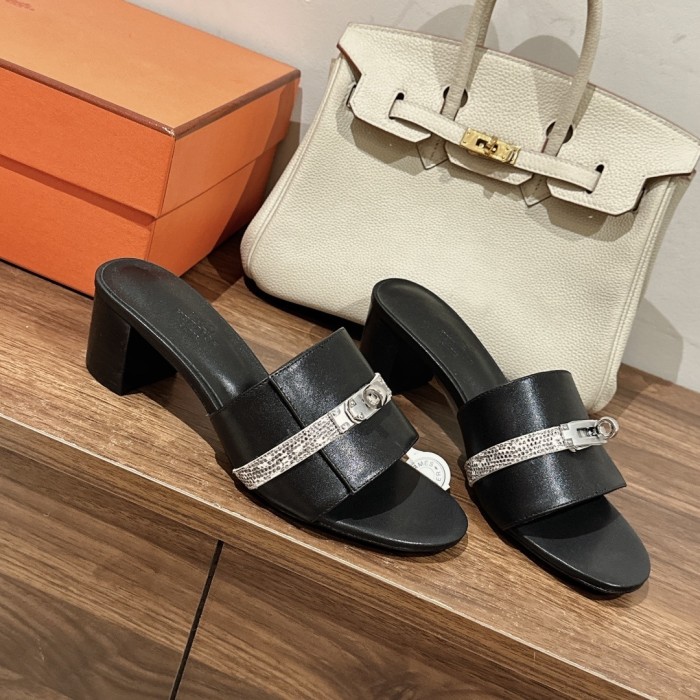 Gigi Slides(Female)36-41=