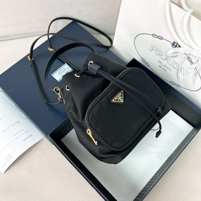 Duet Re-Nylon Bucket Bag“23*18*12CM”-086=