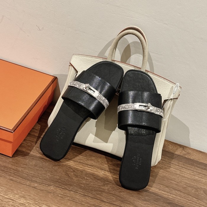 Gigi Slides(Female)36-41=