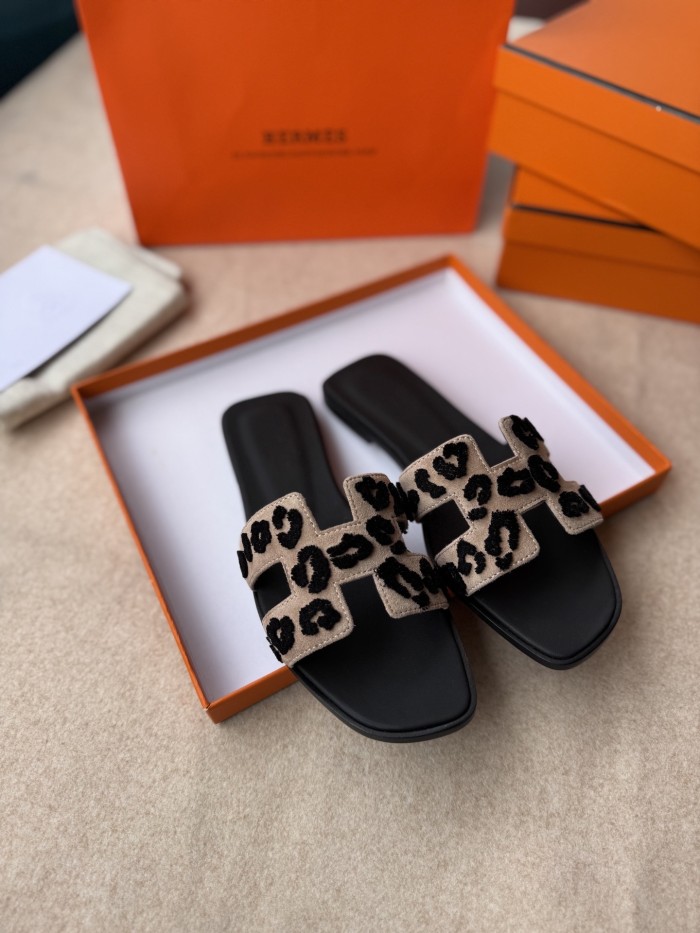 Oran Slides(Female)36-41=