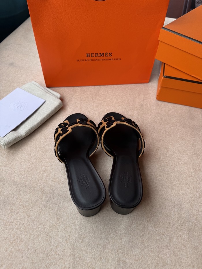 Oran Slides(Female)36-41=