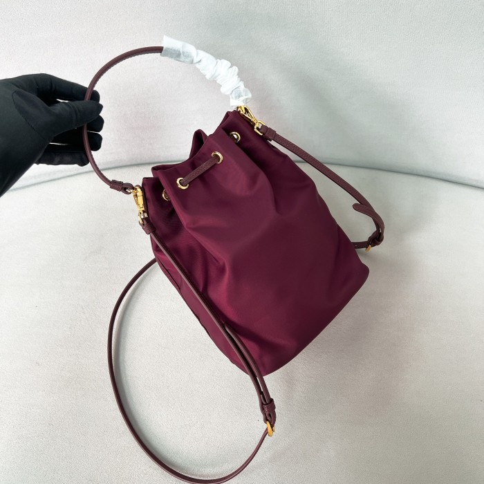 Duet Re-Nylon bucket bag23*18*12CM”-086=