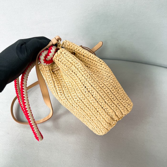 Crochet mini bucket bag“19.5*15.5*10CM”-089=