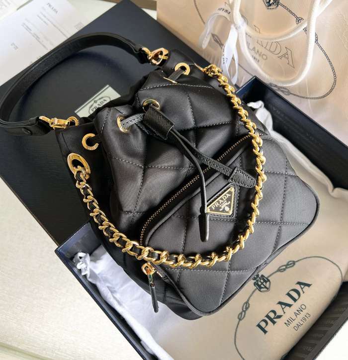 Re-edition1995 Chaine Re-nylon Shoulder Bag“22.5*17.5*12CM”-087=