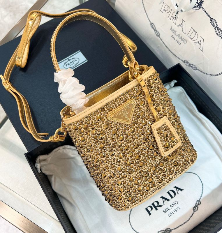 Panier Satin Bag With Crystals“16*15*9.5CM”-0811=