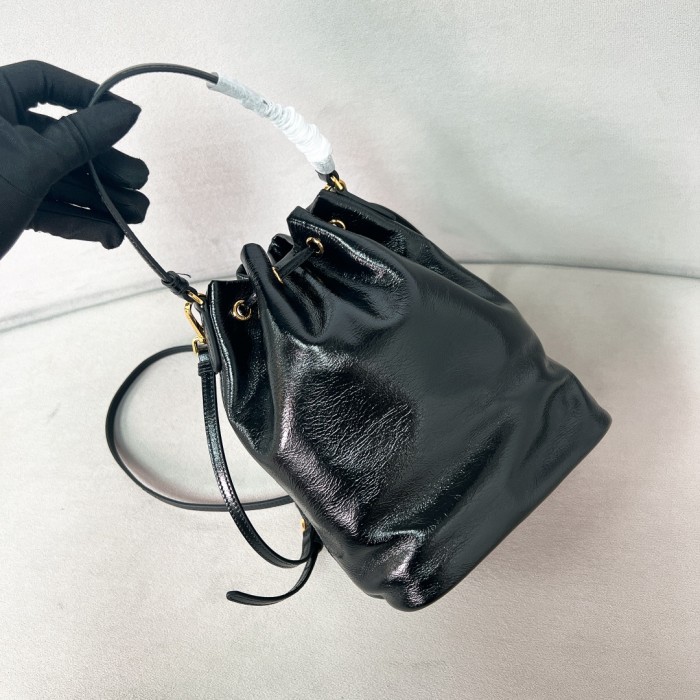 Duet Naplak Patent Leather Bucket Bag“22.5*17.5*12CM”-088=