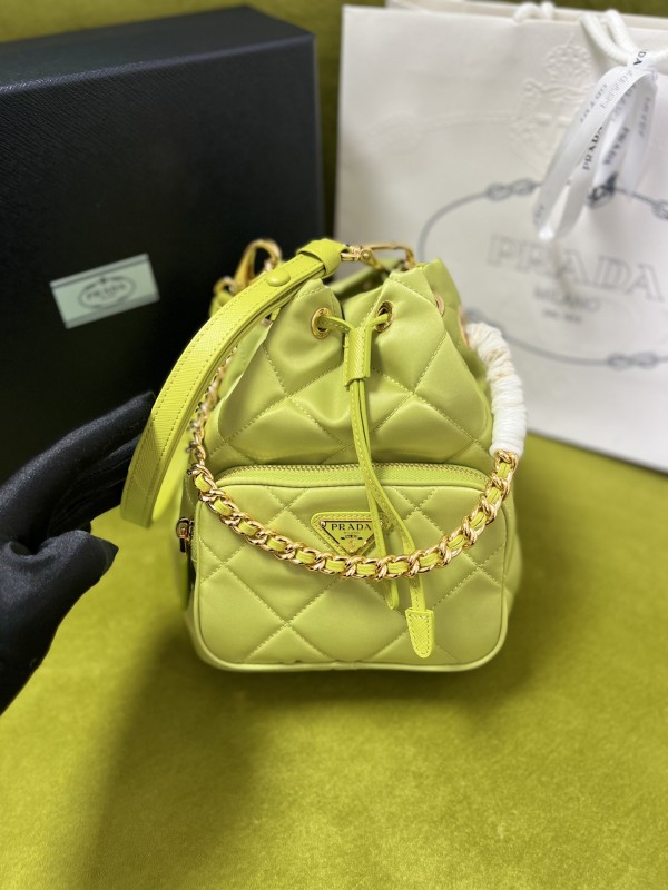 Re-edition1995 Chaine Re-nylon Shoulder Bag“22.5*17.5*12CM”-087=
