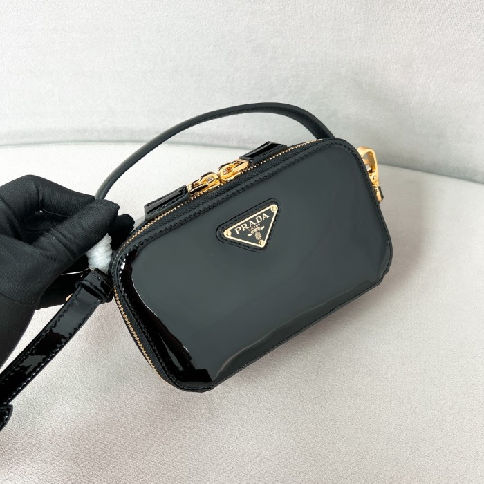 Black Patent Leather Mini-Pouch“17.5*10.5*4.5CM”-089=
