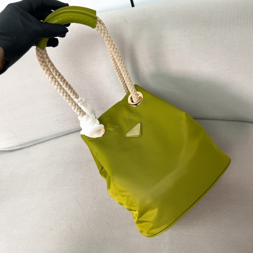 Mariner Re-Nylon Small Bucket Bag“28*23.5*16.5CM”-088=