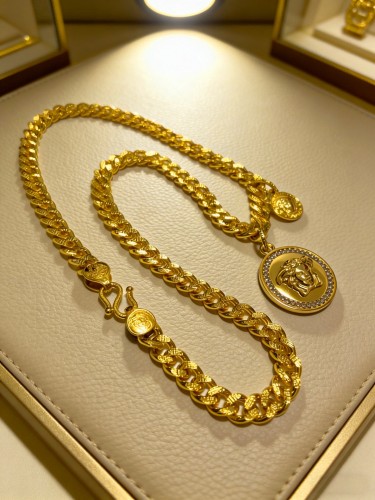 Necklace 041=