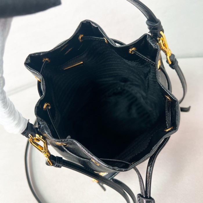 Duet Naplak Patent Leather Bucket Bag“22.5*17.5*12CM”-088=