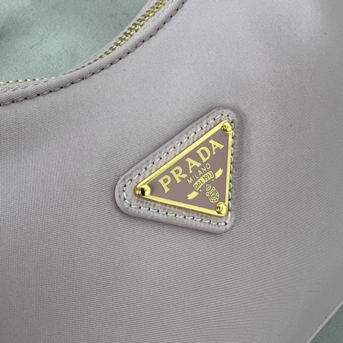 Re-Edition 2005 Re-Nylon Bag“22*18*6.5CM”-086=