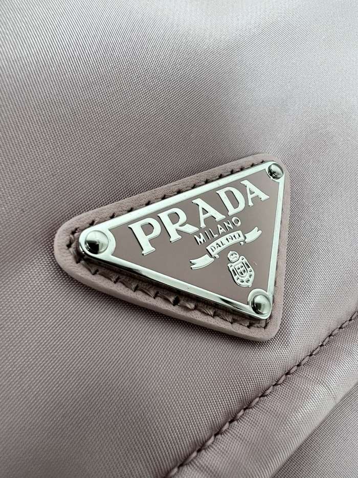 Padded Re-Nylon Shoulder Bag“23*16*11CM”-088=