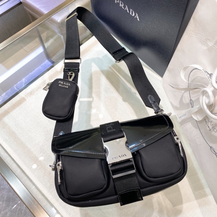 Pocket Logo-Strap Crossbody Bag“23*12.5*6.5CM”-088=
