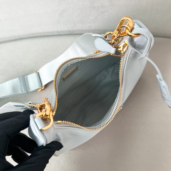 Re-Edition 2005 Re-Nylon Bag“22*18*6.5CM”-086=